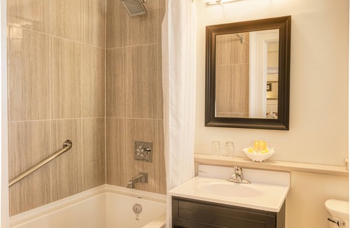 Downtown Victoria Hotel | The Union Club of British Columbia
