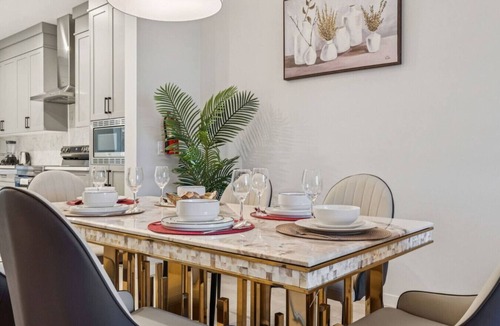 Northwest Calgary House | The Urban Haven | Curated 3bed Luxury in Calgary