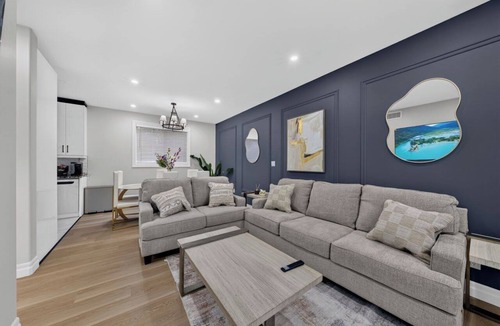 Bridgeview House | The Windsor Mainstay