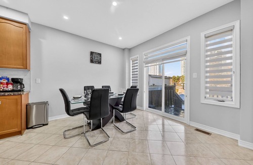 Milliken House | Toronto Entire Private Home 3BR | 2BA | Hwy | Park