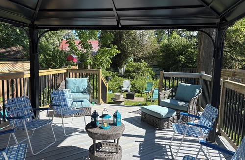 Port Dover House | Town House rental 5 minute walk to the beach.