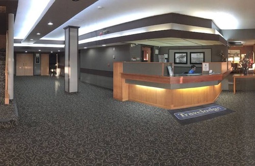 South Lethbridge Hotel | Travelodge by Wyndham Lethbridge