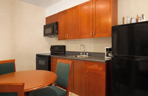 Strathmore Hotel | Travelodge by Wyndham Strathmore