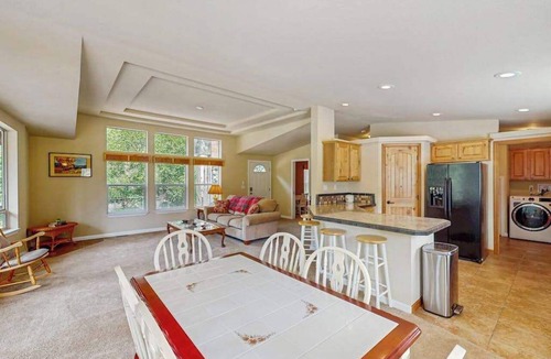 Willow Creek House | Trinity River Retreat