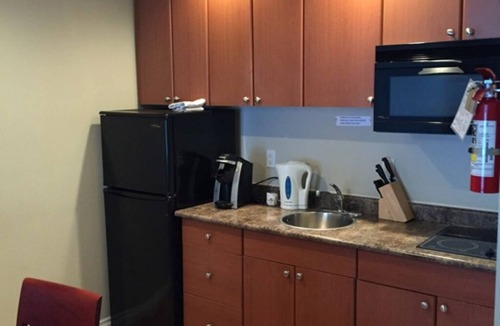 Tumbler Ridge Hotel | Tumbler ridge hotel and suite