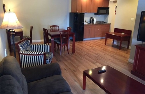 Tumbler Ridge Hotel | Tumbler ridge hotel and suite