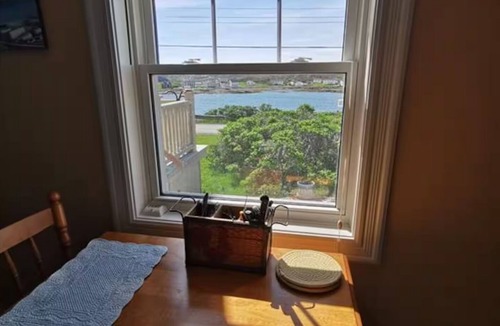 Twillingate House | Twillingate Little Suite w/Ocean & Garden View