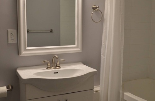 Richview Apartment | Two Room Guest Suite with Separate Enterance