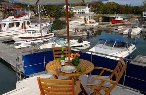 Damariscotta Boat Rental | Unique Yacht Rental in a Peaceful Setting on Damariscotta River, Maine