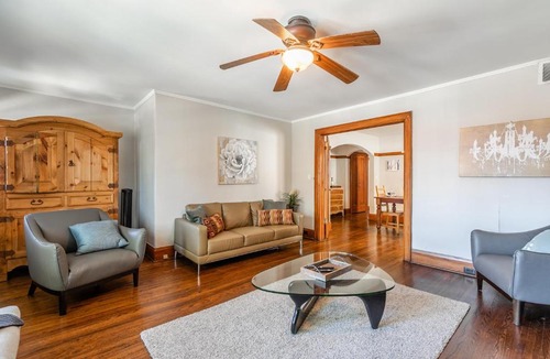 Chaplin Estates Apartment | Upscale/Rustic 3BR Home with Parking - Midtown!