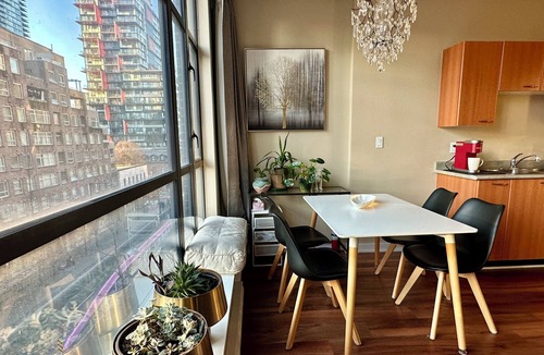 Downtown Vancouver Apartment | Vancouver downtown apartment walking distance to beach