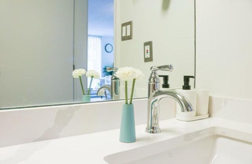 Downtown Vancouver Apartment | vancouver downtown condo at 1166 melville