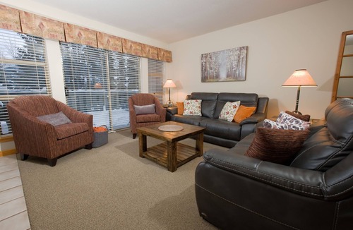 Blackcomb House | Very Attractive Spacious Condo. Excellent Location. Must See!