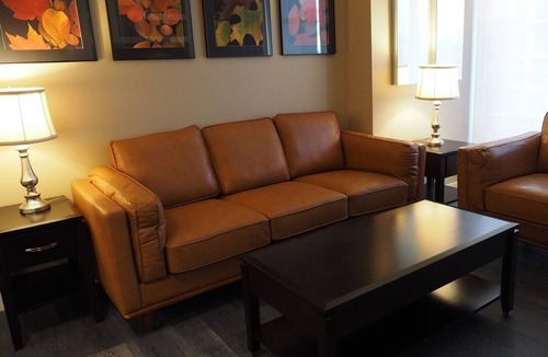 Inner Harbour Condo | Victoria City Sweet 1 Bedroom 2 beds