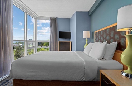 James Bay Resort | Victoria | Family Harbor Escape | Pool + Harbor | 2BR