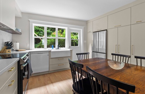 Downtown St. John's House | Victorian Jellybean Gem 3Bd King Main 2.5Ba