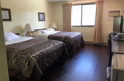 Fruitvale Hotel | Villager's Inn