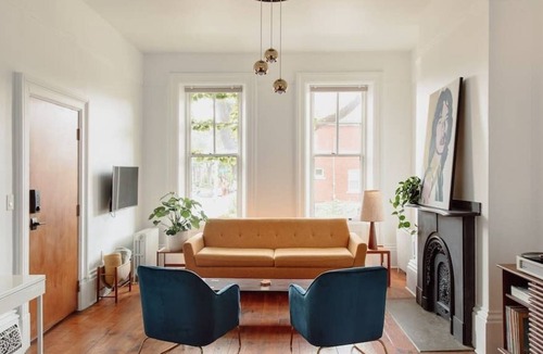 Central Hamilton House | Vintage Dreams | Mid-Century Design in artsy area★