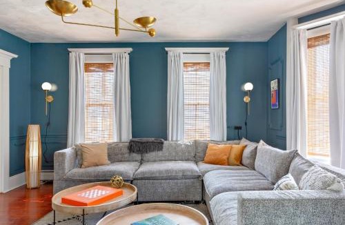 Meredith House | Walk to Lake & Downtown: Hot Tub and Game Room