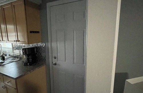 Clearfield House | Warm and friendly house in Clearfield with AC, WiFi, 2 king beds, 2 bathrooms