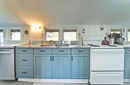 Orrs Island House | Watch sunrises and enjoy views of Lowell's Cove.
