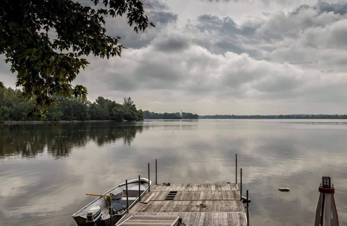 Pincourt Ski Chalet | Waterfront condominium chalet with view CITQ 300742 lakefront