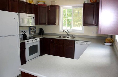 North Frontenac Cottage | Waterfront Cottage Rental with in North Frontenac, Ontario, Canada