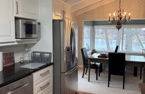 Wheatley Cottage | Waterfront Cottage | Creek, Dock & 5-Min Walk to Lake Erie & Wheatley Park