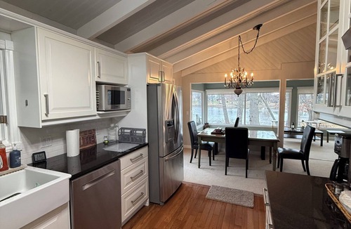 Wheatley Cottage | Waterfront Cottage | Creek, Dock & 5-Min Walk to Lake Erie & Wheatley Park