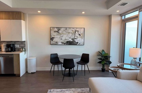 Downtown Halifax Apartment | Waterfront penthouse 1 Bedroom with 6 appliances