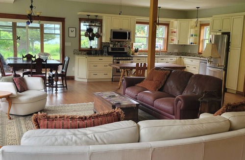 Westport House | Waterfront Retreat-Hot Tub & Sauna 10 min walk to downtown shops and restaurants