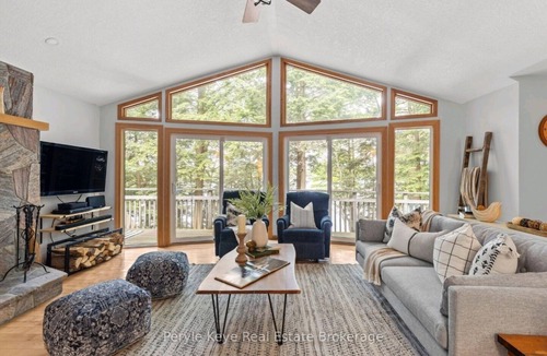Bracebridge Cottage | Waterfront Sanctuary 3bd unforgettable Muskoka cottage