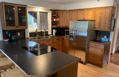 Invermere Cabin | Welcome to Skala Lodge 4BR, 4Season, 4Family fun