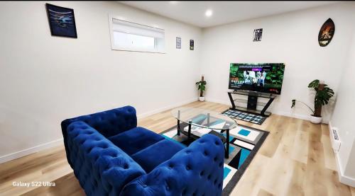 Regina Apartment | Welcome to The POIZY Suite where peace meets cozy