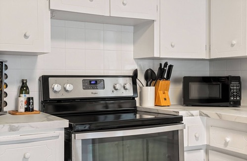 Inglewood Apartment | Welcome to your home away from home in Calgary!