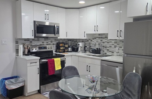 Northwest Edmonton Apartment | Welcoming 2-bedroom basement apartment with in West Edmonton