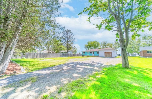 Carrying Place Cottage | Weller's Bay Waterfront Cottage