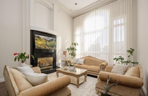 Richmond House | West Coast Cozy Home