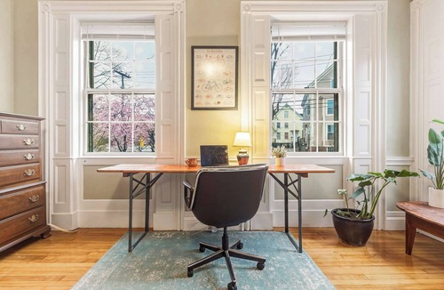Parkside Apartment | West End Charm: Walk to All | Private Parking!