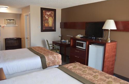 Assiniboia Hotel | Wheel Inn Motel