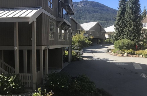 Alta Vista House | Whistler Blueberry Dream