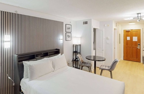 Village North Hotel | Whistler - Cascade Lodge 601