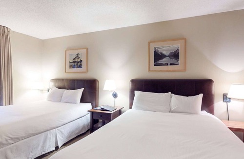 Blackcomb Hotel | Whistler - Glacier Lodge 232