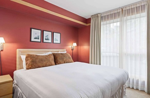 Blackcomb Hotel | Whistler - Le Chamois - 1 Bedroom #202