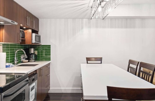 Blackcomb Hotel | Whistler - Le Chamois 1 Bedroom #205
