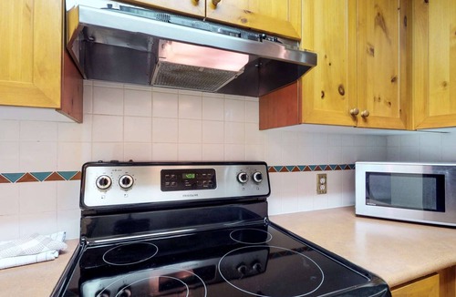 Village North Condo | Whistler - Marketplace Lodge 312