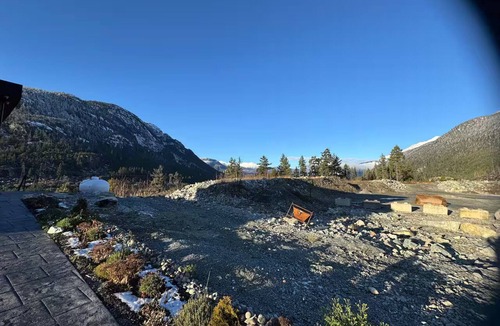 Sea to Sky Highway House | Whistler Mountain Mist Retreat with hottub/pooltable