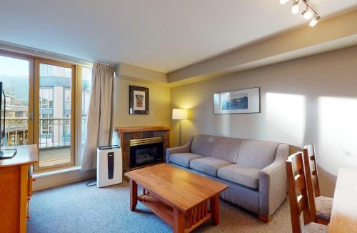 Whistler Village Apartment | Whistler Peak Lodge