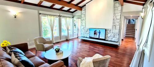 Tofino Villa | White House Tofino