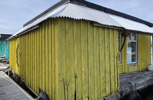 Tofino Cabin | Yellow Cabin Strawberry Island, Tofino BC